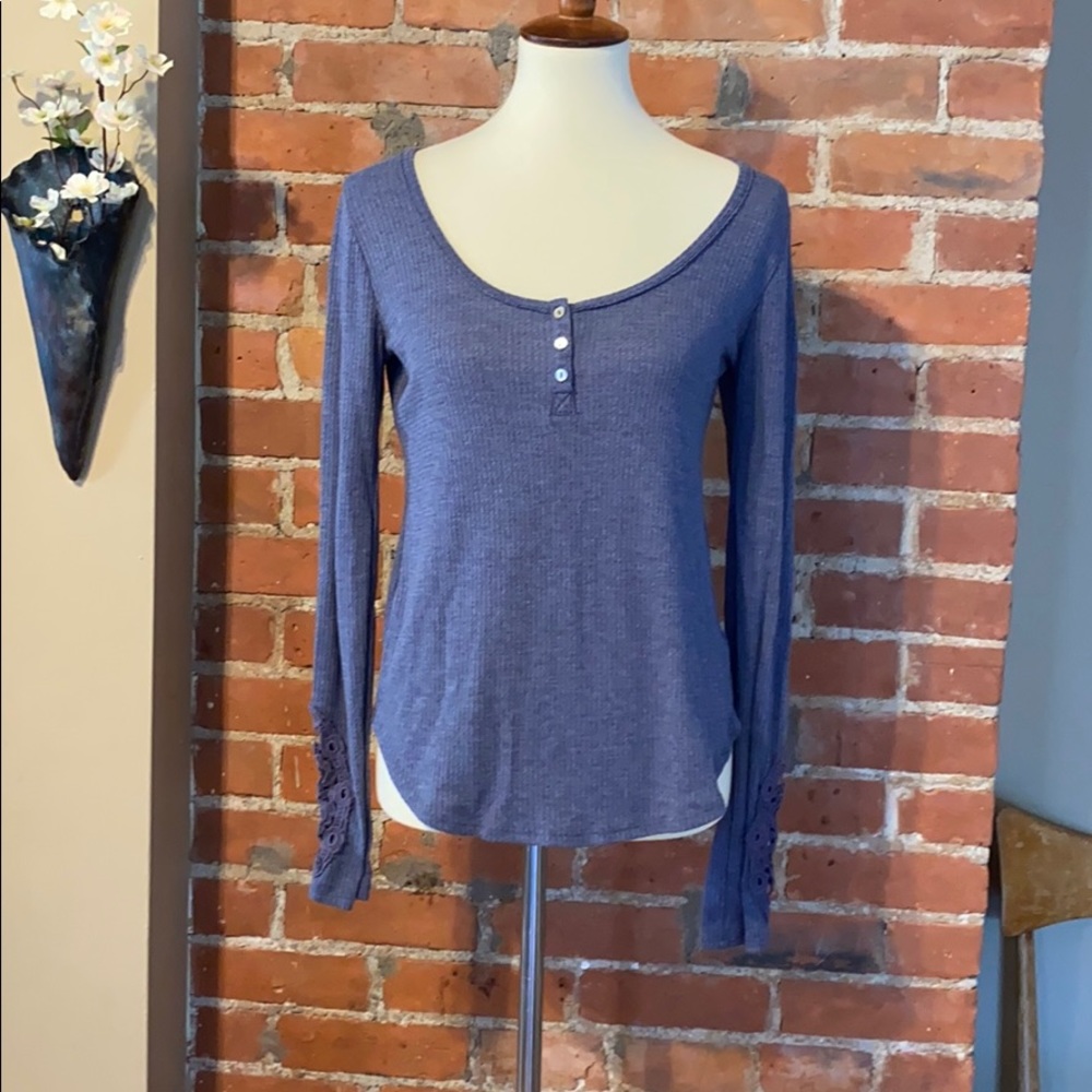 Thermal with cutout long sleeves